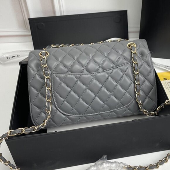 Classic Flap Women's Handbag - Picture 2 of 8